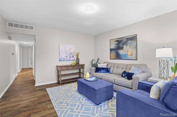 11724 Syracuse ST, Taylor, MI 48180