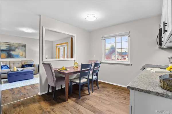 11724 Syracuse ST, Taylor, MI 48180