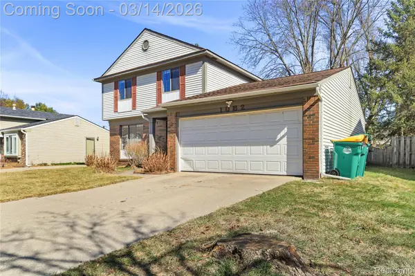 1082 Rue Deauville BLVD, York Charter Township, MI 48198