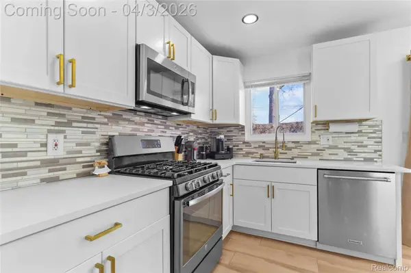 21356 Ithaca AVE, Ferndale, MI 48220