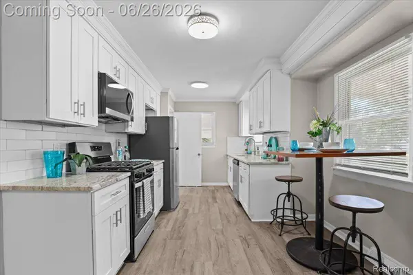 43600 Crowley RD, Van Buren Charter Township, MI 48111
