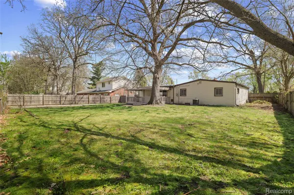 13744 Marvin ST, Taylor, MI 48180