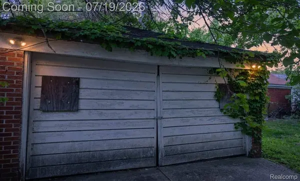 20487 Stratford RD, Detroit, MI 48221