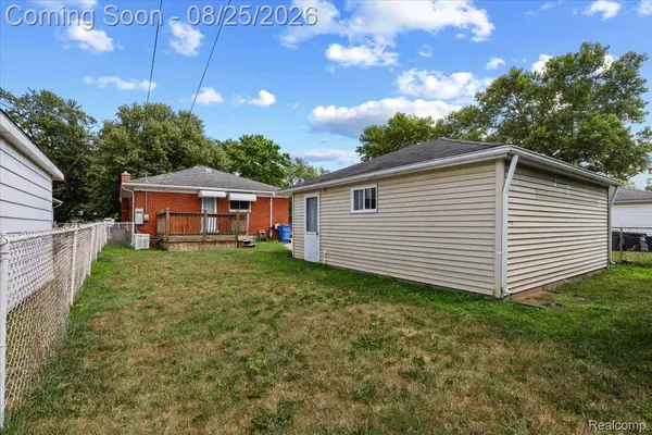 4500 Roosevelt BLVD, Dearborn Heights, MI 48125