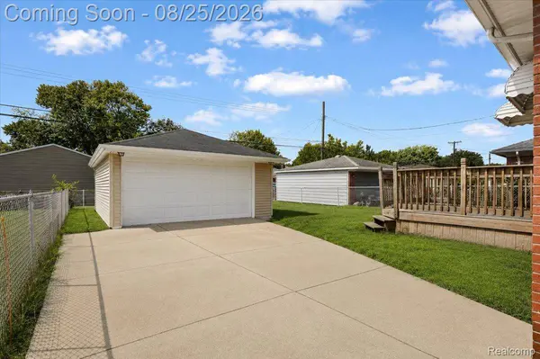 4500 Roosevelt BLVD, Dearborn Heights, MI 48125