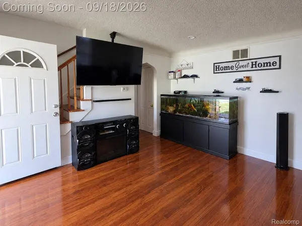26095 Powers AVE, Dearborn Heights, MI 48125