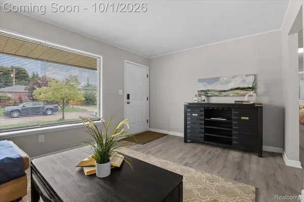 1860 Capitol AVE, Lincoln Park, MI 48146