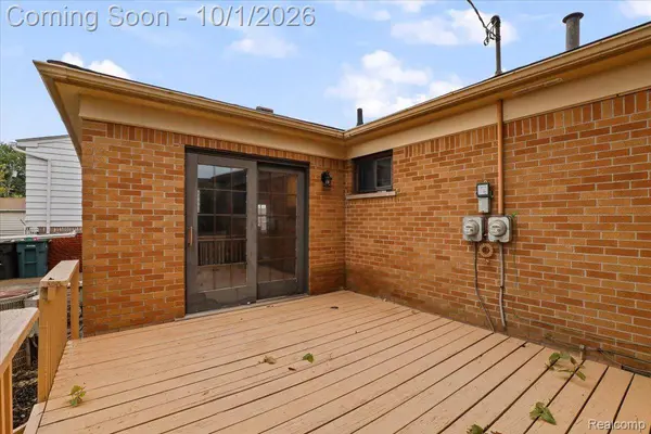 1860 Capitol AVE, Lincoln Park, MI 48146