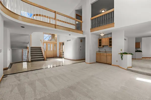 6739 Arlington DR, West Bloomfield, MI 48322