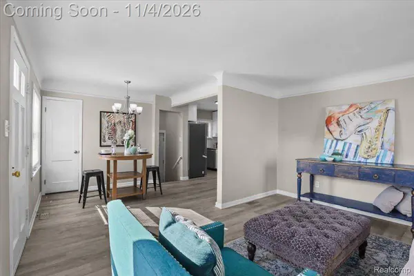 1310 Empire AVE, Lincoln Park, MI 48146