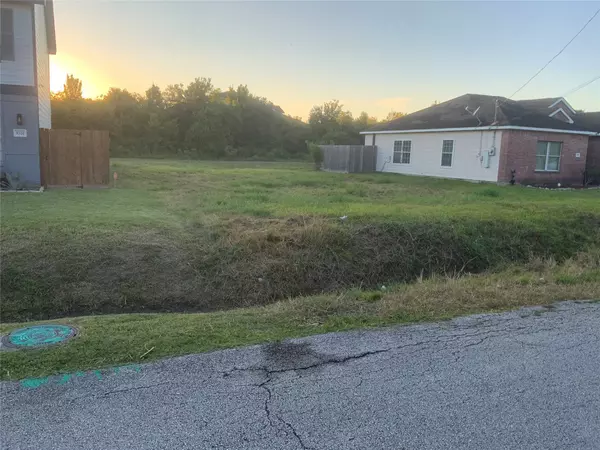 0 Buffum ST, Houston, TX 77051