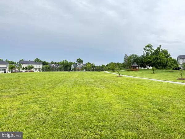 11614 NEON RD, Fort Washington, MD 20744