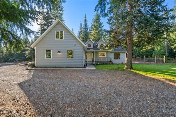 10050 E DUCE RD, Athol, ID 83801