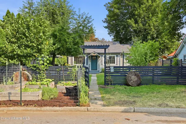 1317 E Pennsylvania Ave, Coeur d'Alene, ID 83814