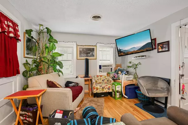 630 Glencoe ST NE, Fridley, MN 55432