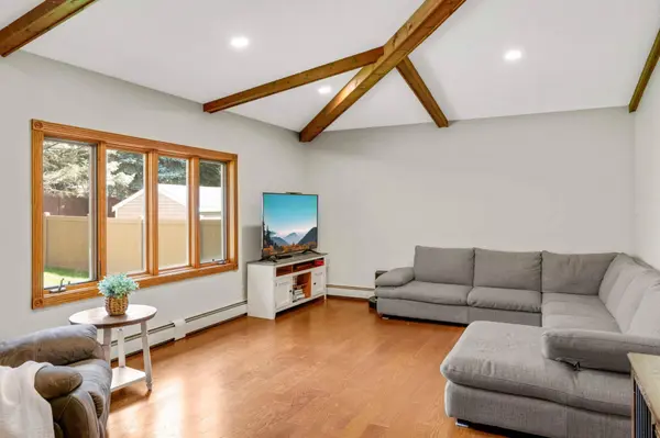 505 Chandler CT, Shoreview, MN 55126