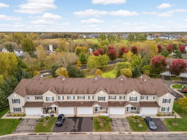 15684 Emerald DR N #5, Hugo, MN 55038