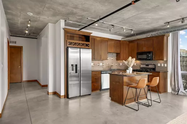 730 N 4th ST #412, Minneapolis, MN 55401