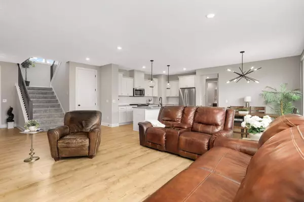 10732 39th ST N, Lake Elmo, MN 55042