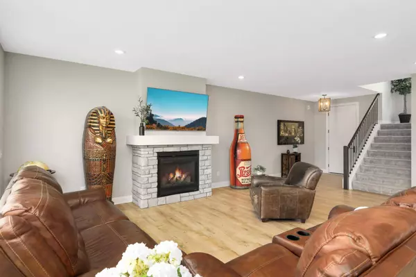 10732 39th ST N, Lake Elmo, MN 55042