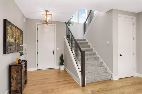 10732 39th ST N, Lake Elmo, MN 55042