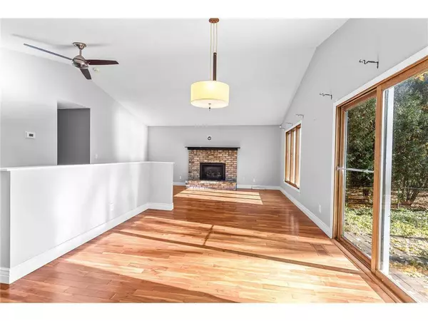 16405 13th AVE N, Minneapolis, MN 55447