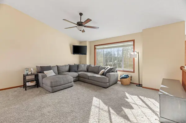 16921 Vickers ST NE, Andover, MN 55304