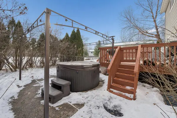 9191 64th ST SE, Clear Lake, MN 55319