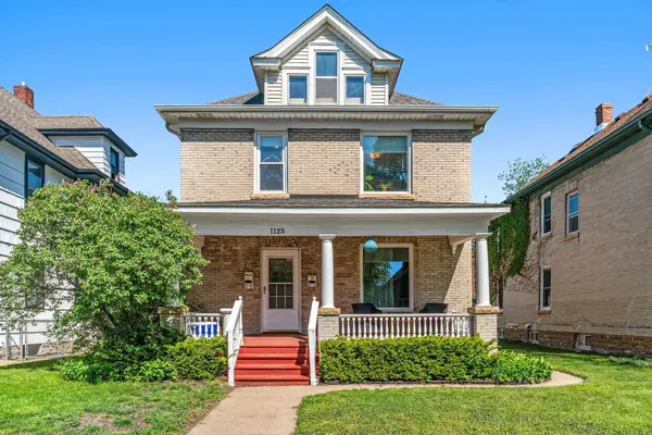 1123 5th ST NE, Minneapolis, MN 55413