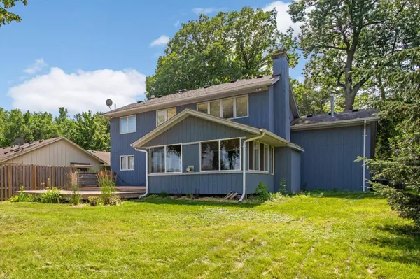 1407 Bay Point DR SE, Forest Lake, MN 55025