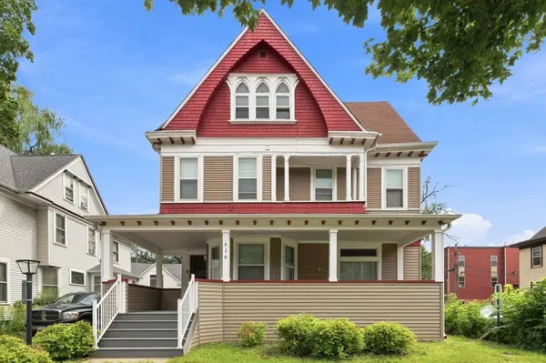416 8th AVE SE
