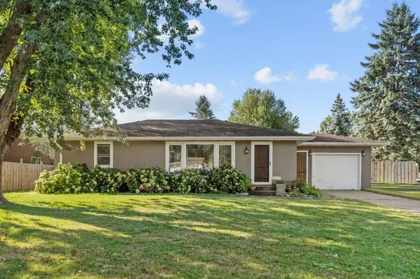 5645 141st ST N, Hugo, MN 55038