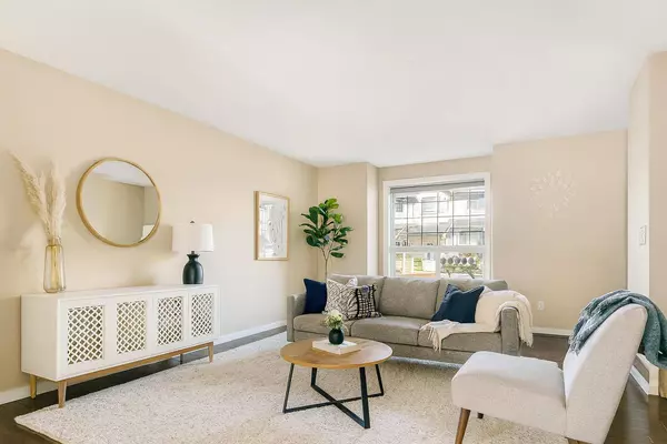 111 Tarawood LN #1304, Calgary, AB T3J 5C1