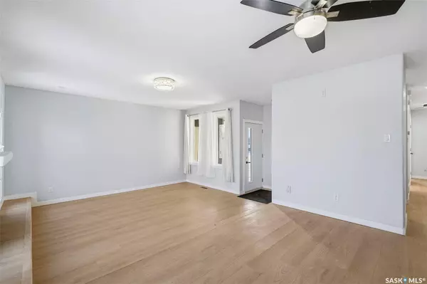 19 Barr PLACE, Saskatoon, SK S7M 4G1