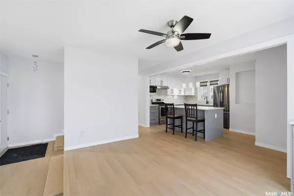 19 Barr PLACE, Saskatoon, SK S7M 4G1