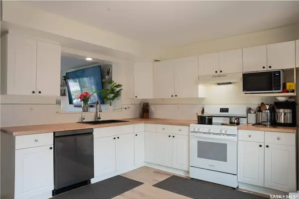 542 Carter WAY, Saskatoon, SK S7L 7J1