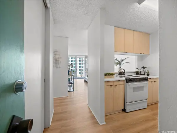 1617 Kapiolani BLVD #807, Honolulu, HI 96814