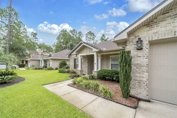 37 Melody LN, Freeport, FL 32439