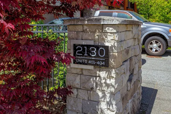 2130 Sooke Rd #403, Colwood, BC V9B 1W5