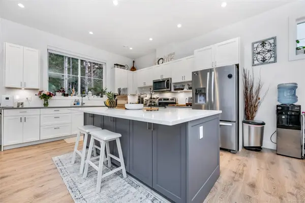 3319 West Oak Pl, Langford, BC V9C 2P2