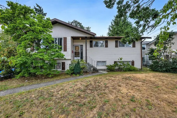 775 Revilo Pl, Langford, BC V9B 2P5