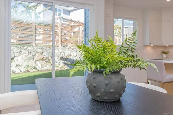 658 Wisteria RDG, Langford, BC V9B 3N4