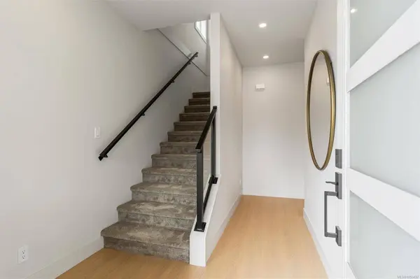650 Wisteria RDG, Langford, BC V9B 3N4