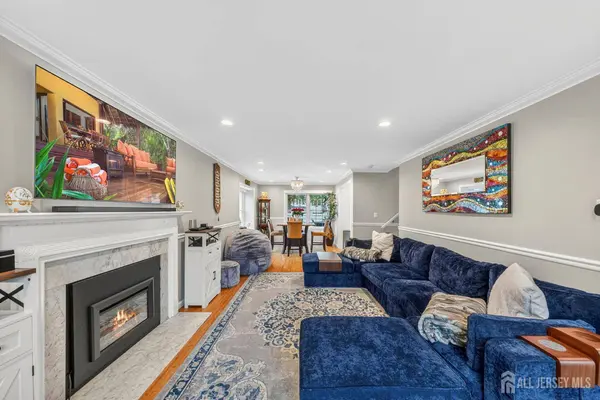 2601 Pinhorn DR, Bridgewater, NJ 08807