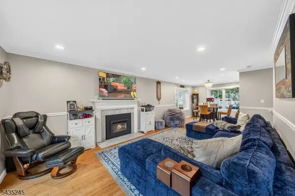 2601 Pinhorn Dr, Bridgewater Twp., NJ 08807