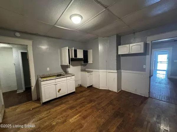 2108 Bolling Ave, Louisville, KY 40210