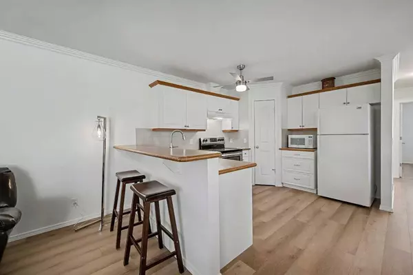 1409 Strathcona WAY, Strathmore, AB T1P 1S2