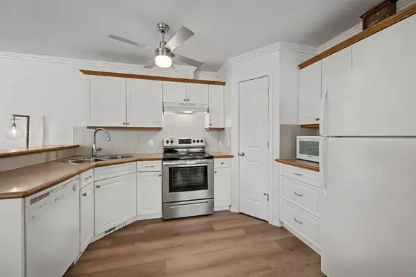 1409 Strathcona WAY, Strathmore, AB T1P 1S2