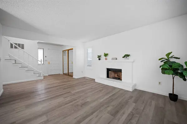 1324 Almondwood Dr, Antioch, CA 94509-5171