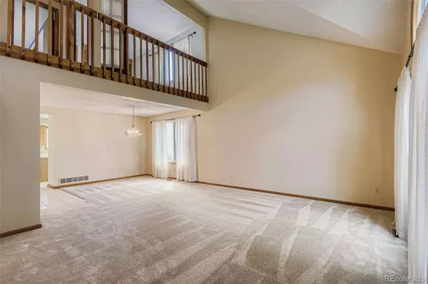 9390 Yale LN, Highlands Ranch, CO 80130